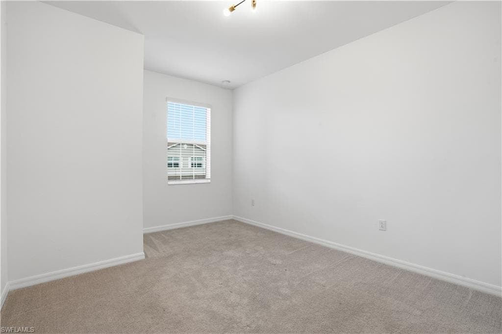 2870 Blossom Way, Naples, FL 34120-10