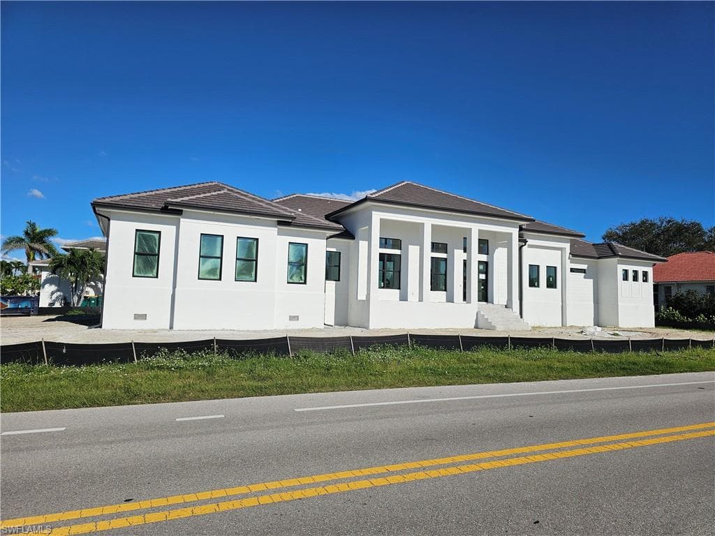 211 Landmark St, Marco Island, FL 34145-1
