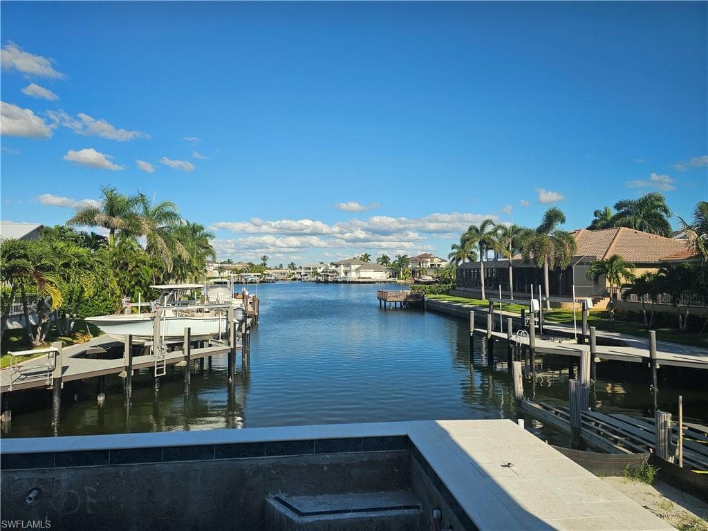 211 Landmark St, Marco Island, FL 34145-5