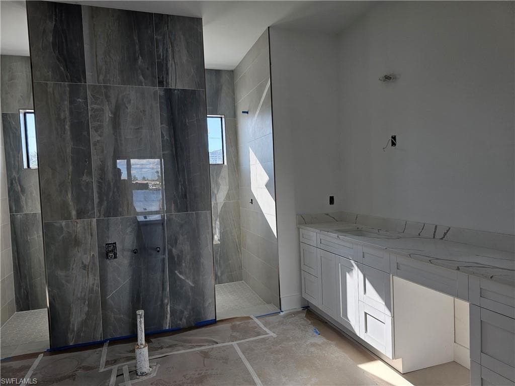 211 Landmark St, Marco Island, FL 34145-6