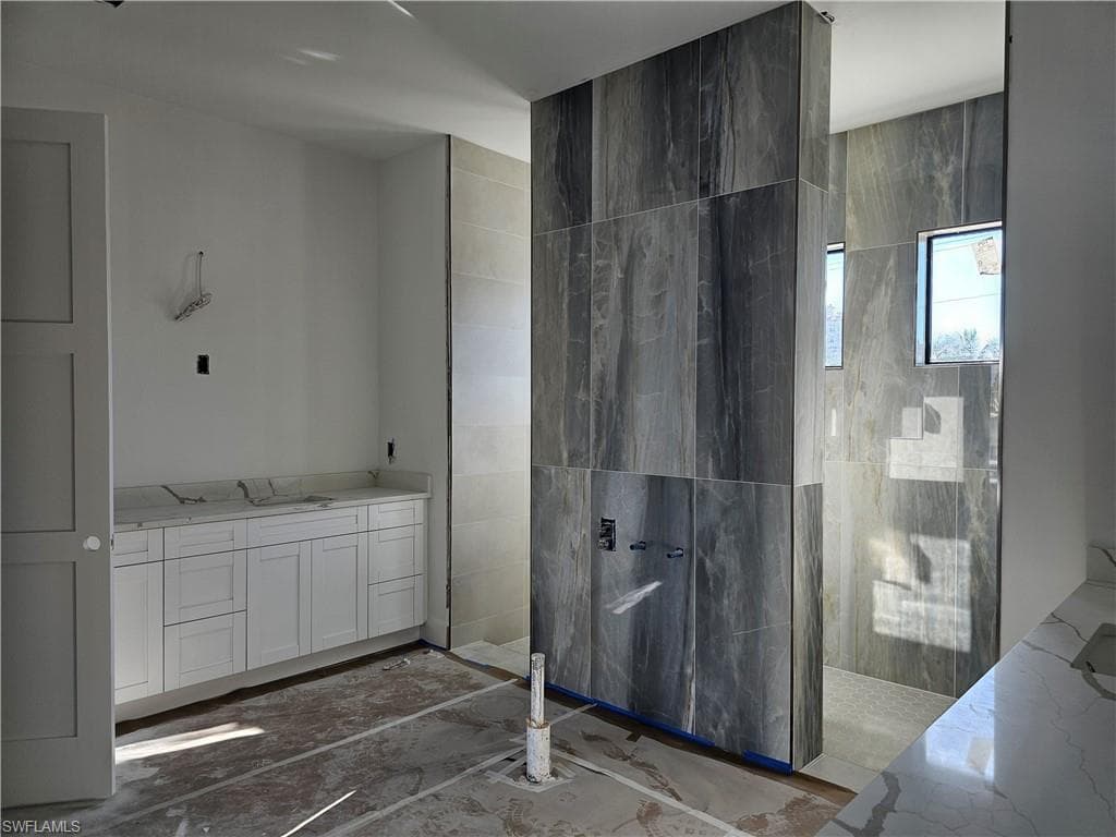 211 Landmark St, Marco Island, FL 34145-7