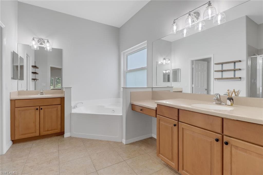 2642 Orange Grove Trl, Naples, FL 34120-16