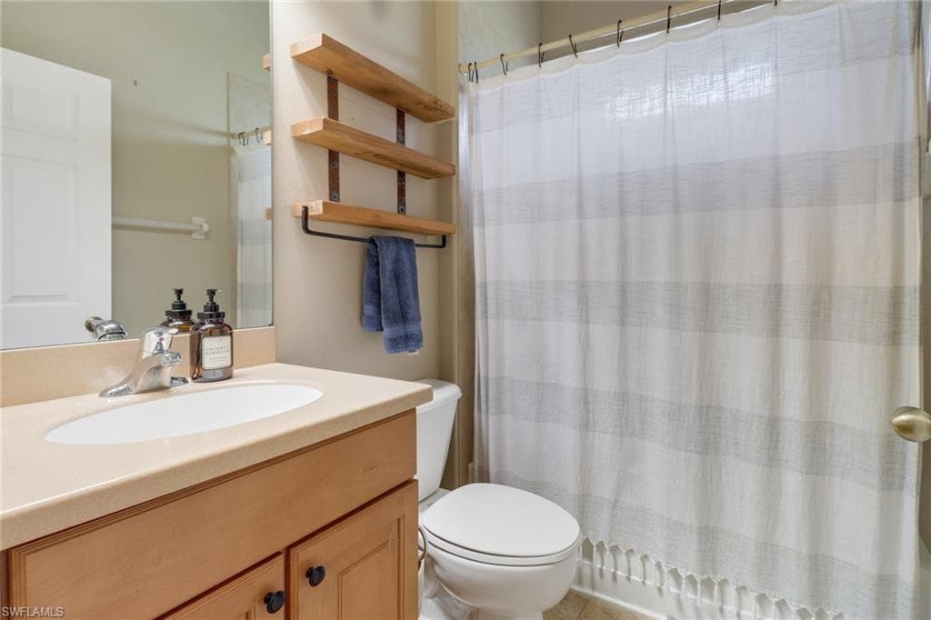 2642 Orange Grove Trl, Naples, FL 34120-19