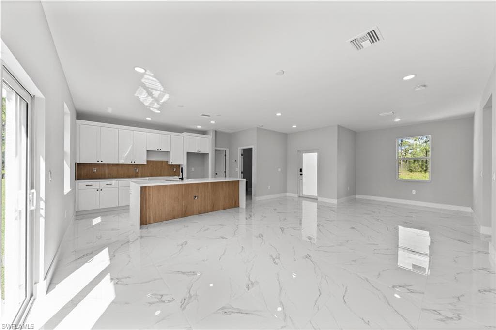 1008 Garibaldi St E, Lehigh Acres, FL 33974-7