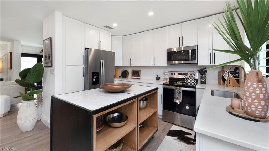 230 Georgetown Blvd 45, Naples, FL 34112-10