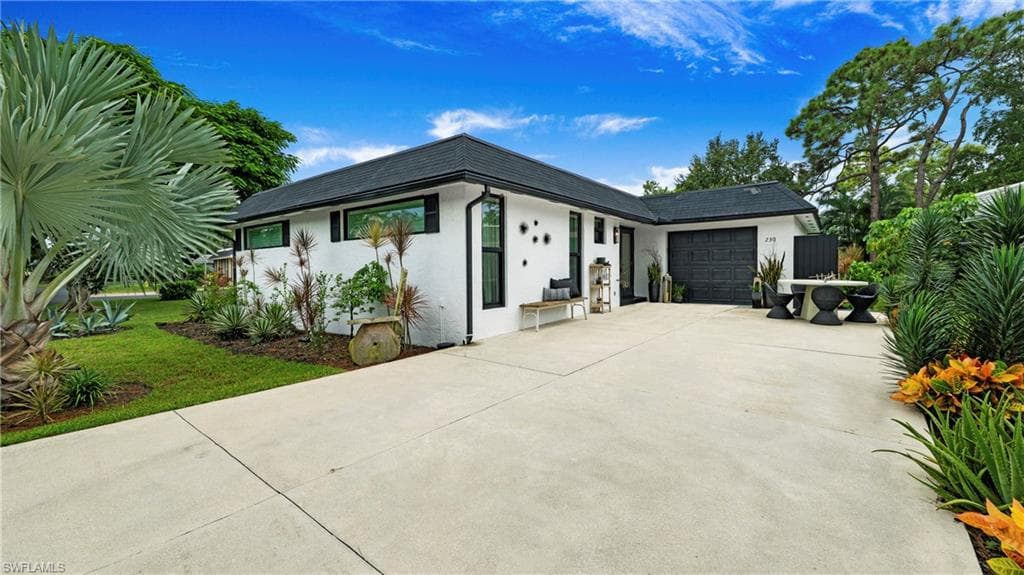 230 Georgetown Blvd 45, Naples, FL 34112-28