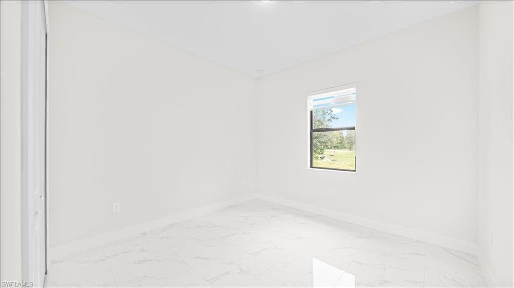 840 Guienne Ln, Lehigh Acres, FL 33974-25