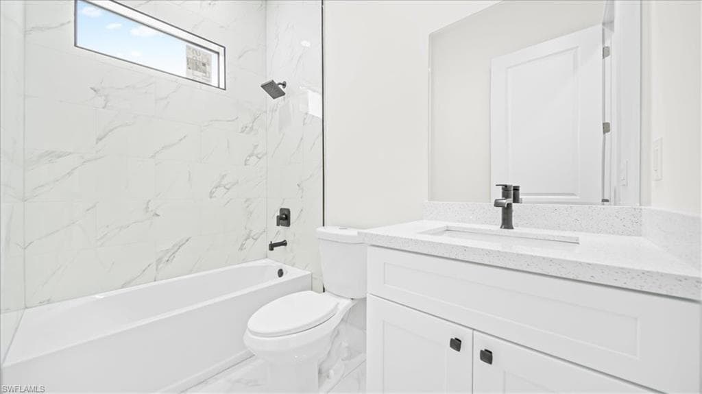 840 Guienne Ln, Lehigh Acres, FL 33974-29