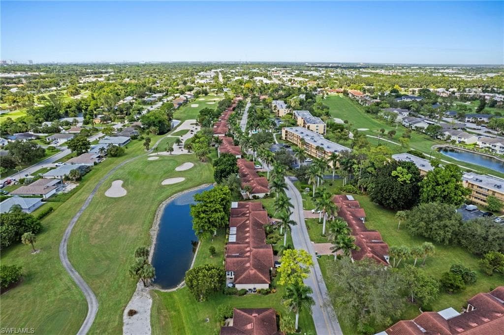 1037 Forest Lakes Dr 8d, Naples, FL 34105-47