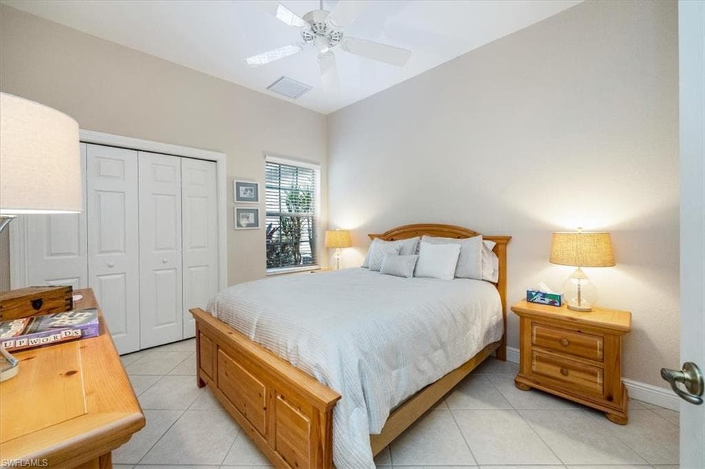 913 Vistana Cir 7, Naples, FL 34119-20