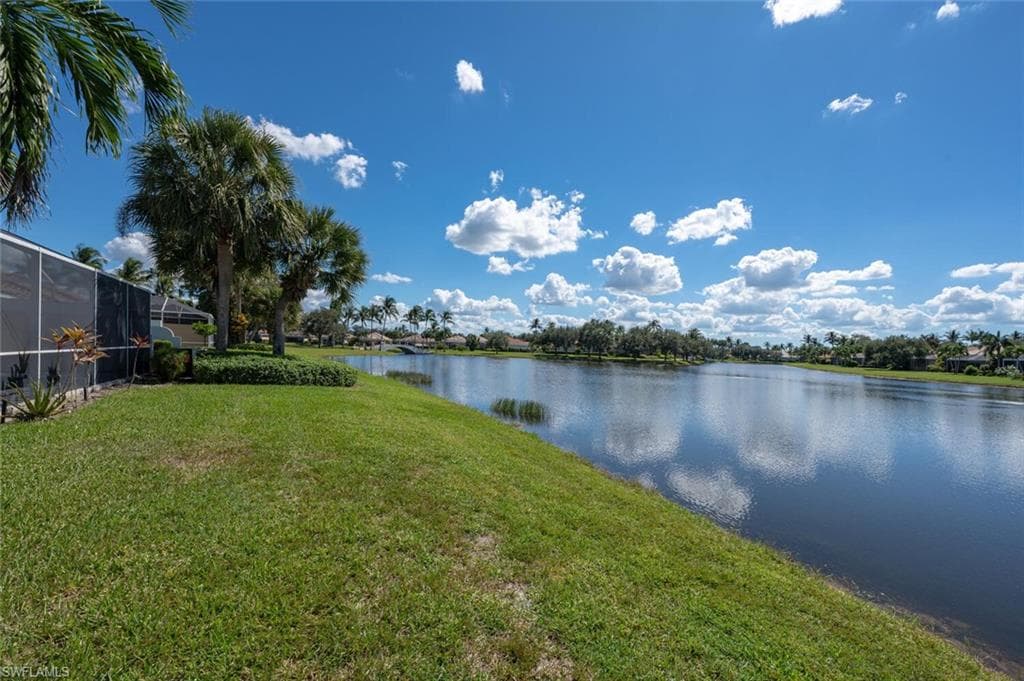 4231 Redonda Ln, Naples, FL 34119-19