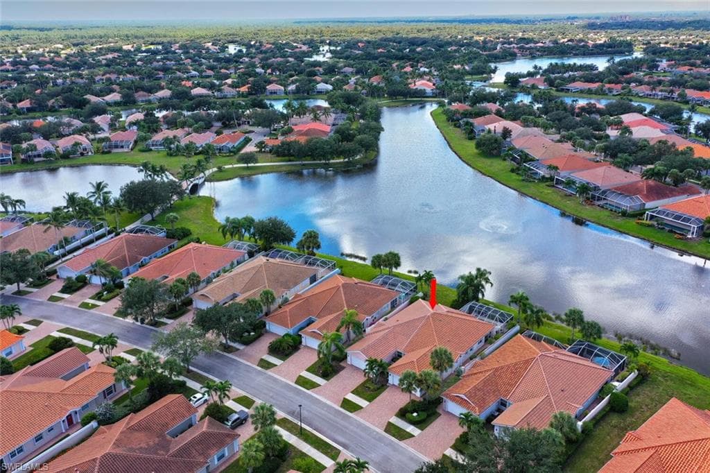 4231 Redonda Ln, Naples, FL 34119-1