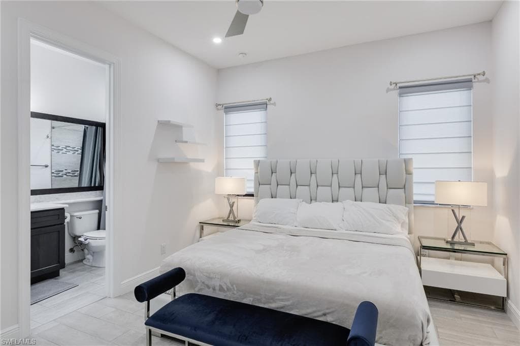 6423 Livingston Woods Ln, Naples, FL 34109-9