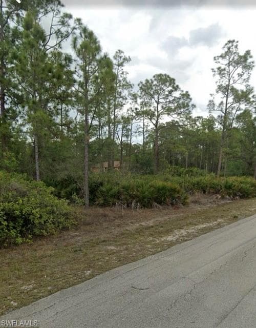 1505 E 14th St, Lehigh Acres, FL 33972-4
