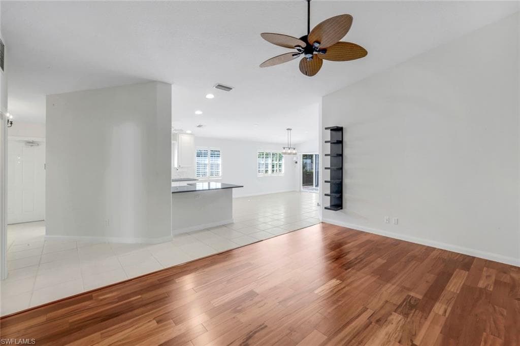 4155 Saint George Ln, Naples, FL 34119-9