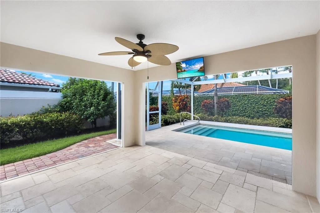 4155 Saint George Ln, Naples, FL 34119-24