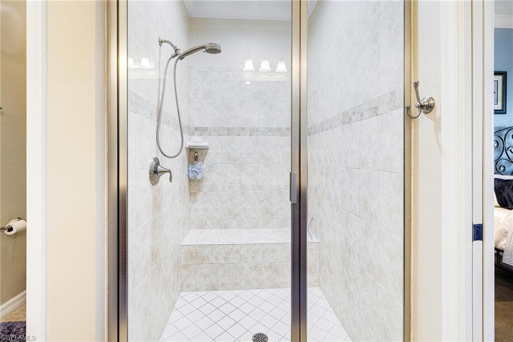 1511 Oceania Dr S, Naples, FL 34113-13