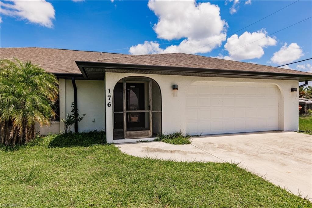 176 Waterway Dr NW, Port Charlotte, FL 33952-1