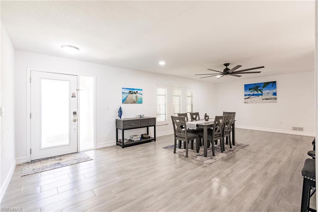 176 Waterway Dr NW, Port Charlotte, FL 33952-5