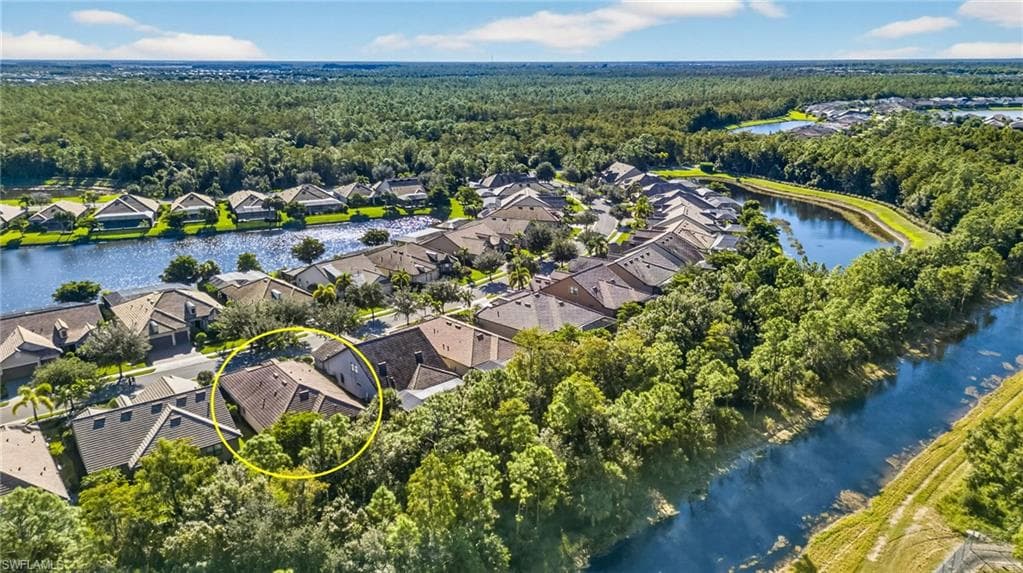 7507 Live Oak Dr, Naples, FL 34114-39