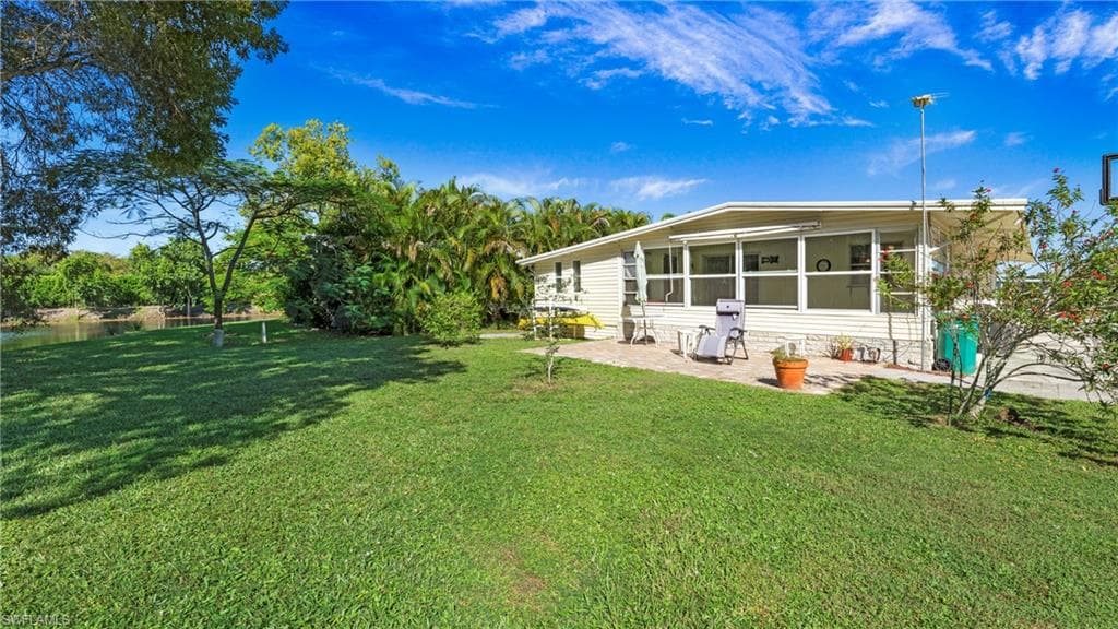 280 Indian Key Ln, Naples, FL 34114-12