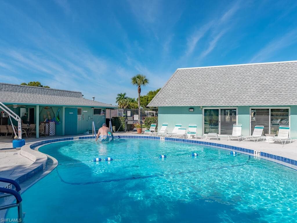 280 Indian Key Ln, Naples, FL 34114-21
