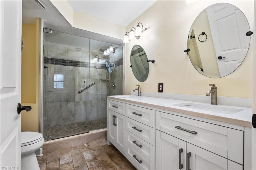 1070 Woodshire Ln E310, Naples, FL 34105-17