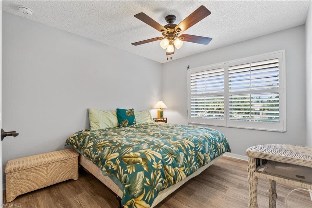 1070 Woodshire Ln E310, Naples, FL 34105-21