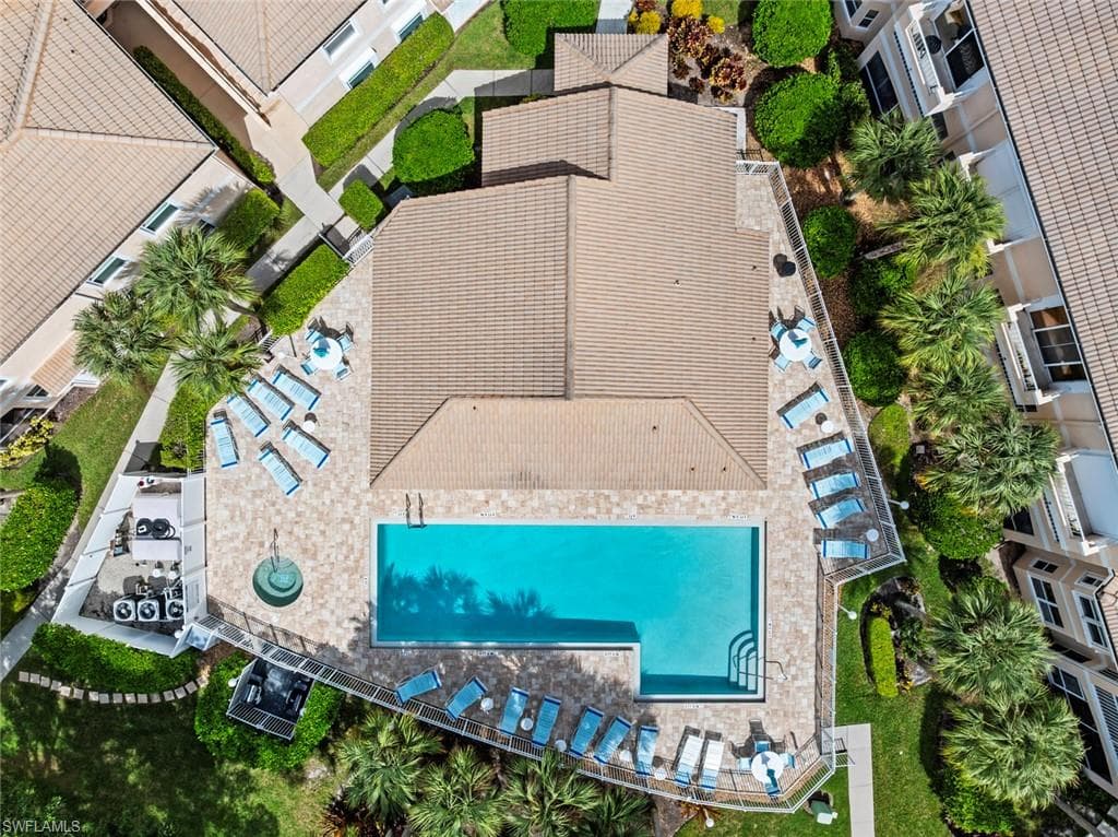 1070 Woodshire Ln E310, Naples, FL 34105-30