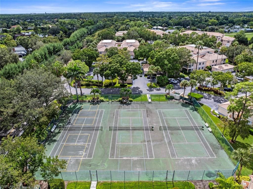 1070 Woodshire Ln E310, Naples, FL 34105-31