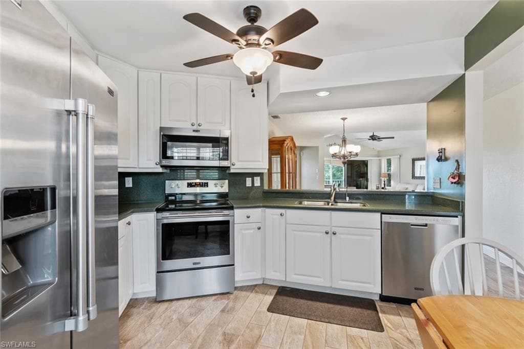 1070 Woodshire Ln E310, Naples, FL 34105-7