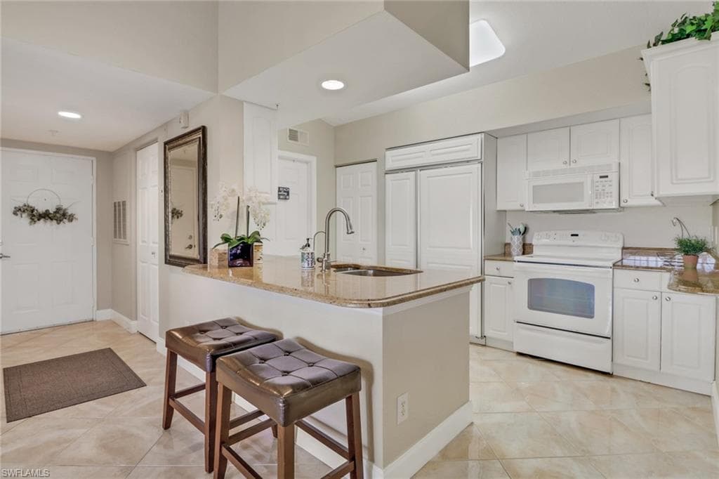 4680 Saint Croix Ln 537, Naples, FL 34109-10