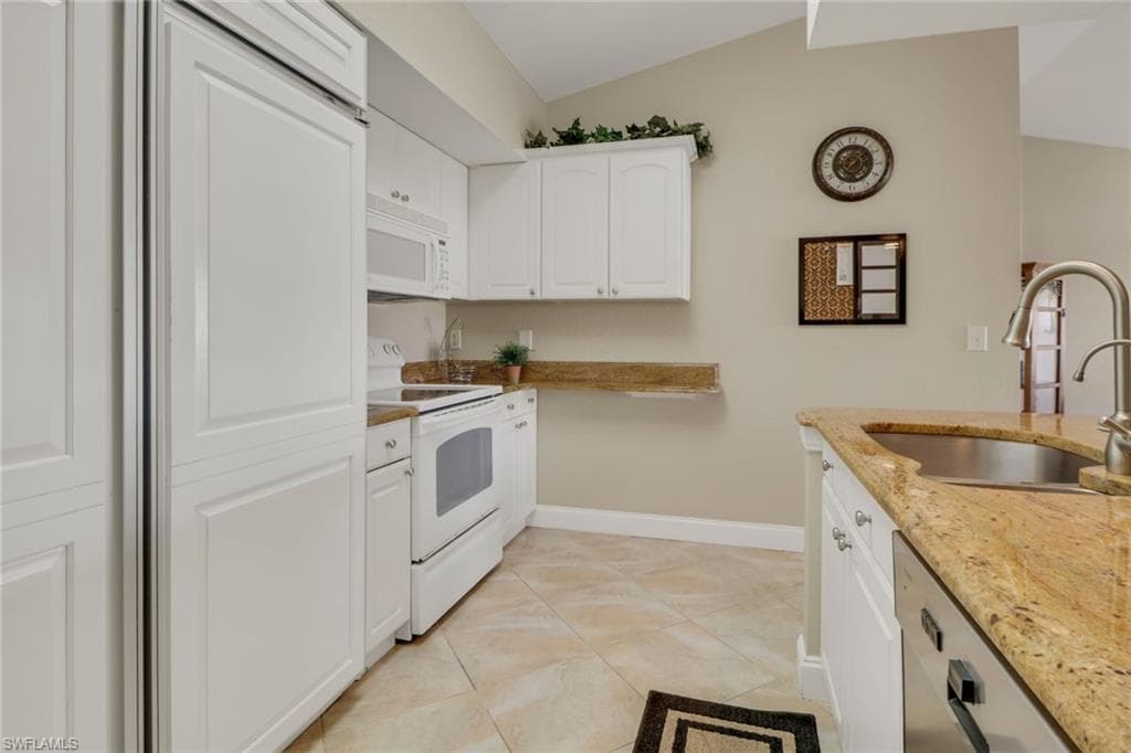 4680 Saint Croix Ln 537, Naples, FL 34109-14