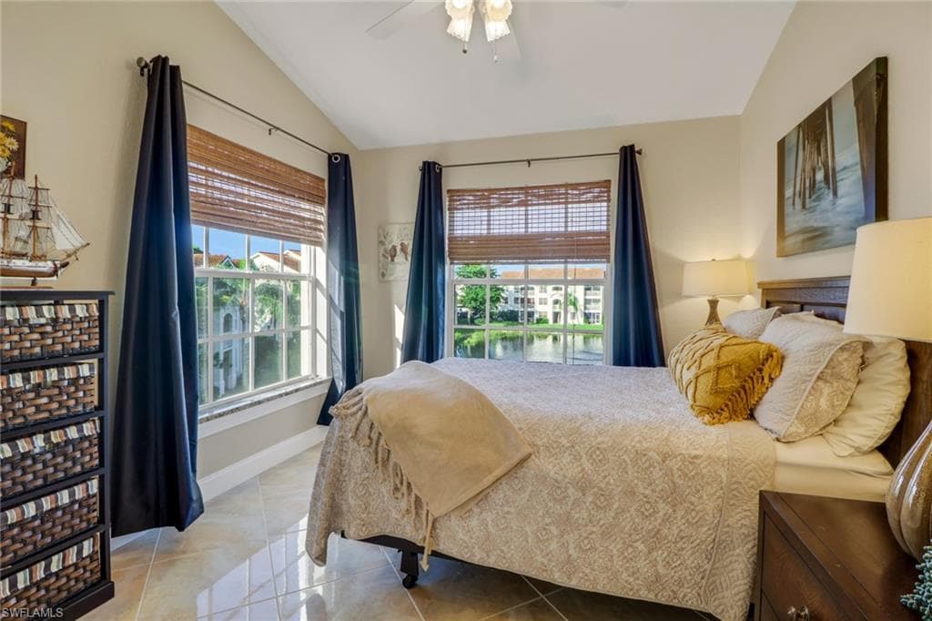 4680 Saint Croix Ln 537, Naples, FL 34109-20