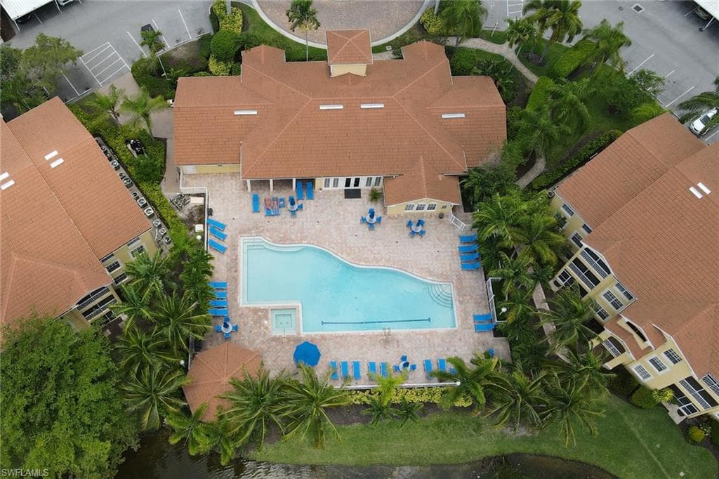 4680 Saint Croix Ln 537, Naples, FL 34109-38