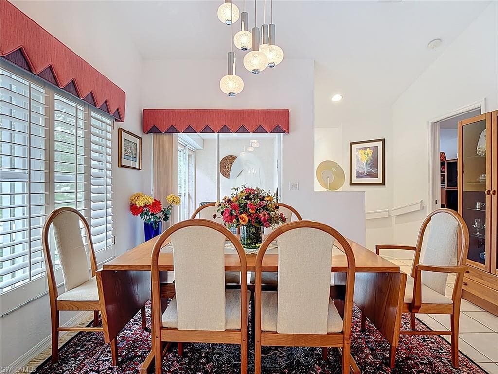 5300 Andover Dr 202, Naples, FL 34110-13