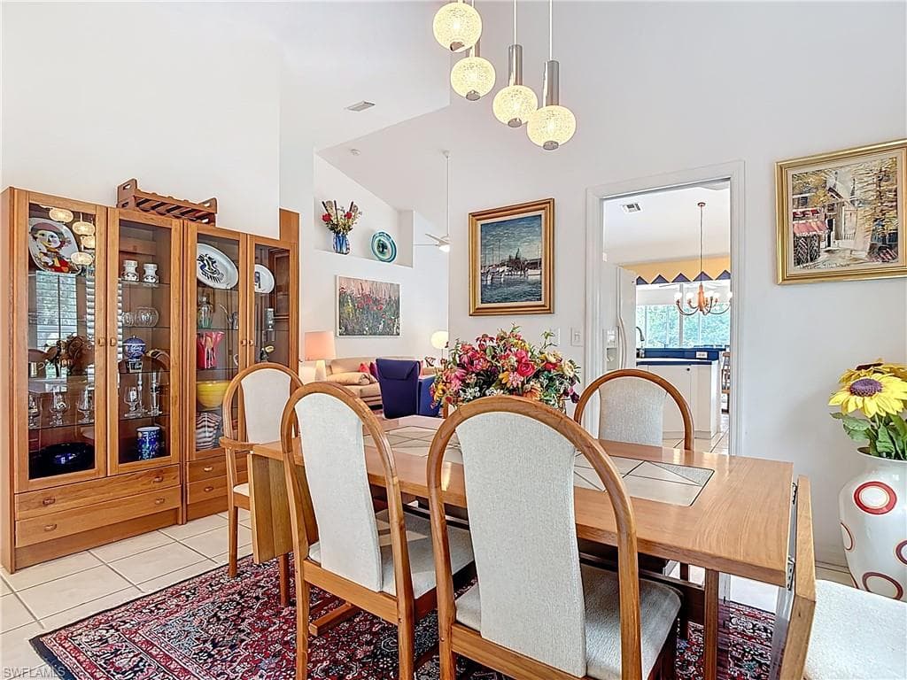 5300 Andover Dr 202, Naples, FL 34110-15