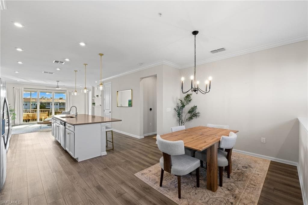 4607 Arboretum Cir 202, Naples, FL 34112-12