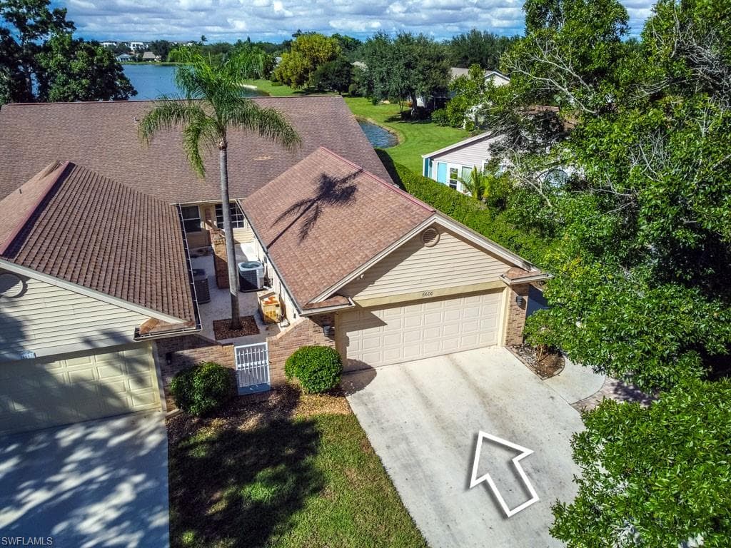 6600 Ilex Cir, Naples, FL 34109-33