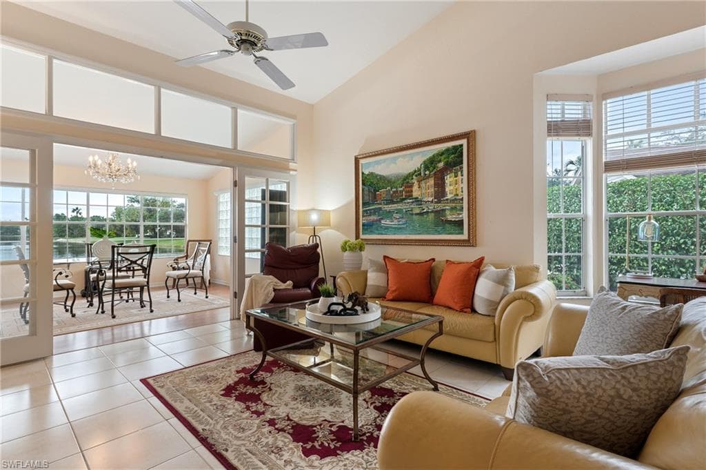 6600 Ilex Cir, Naples, FL 34109-7