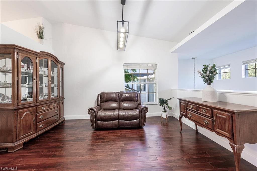 5908 Three Iron Dr 2204, Naples, FL 34110-9