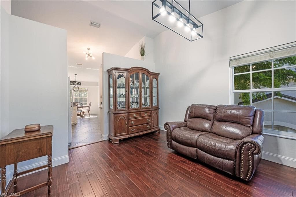 5908 Three Iron Dr 2204, Naples, FL 34110-11