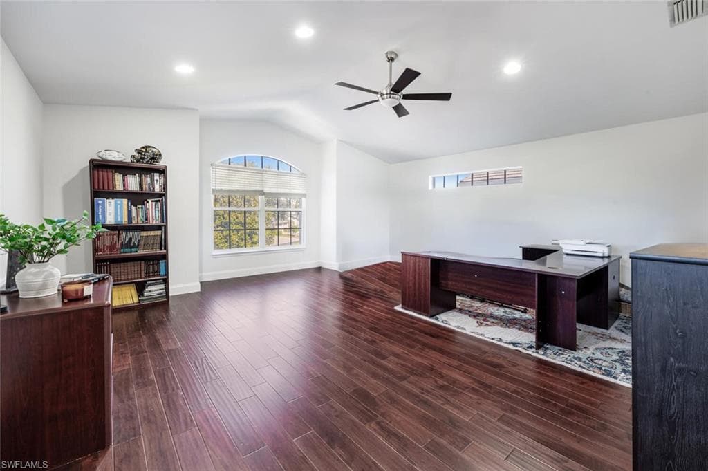 5908 Three Iron Dr 2204, Naples, FL 34110-25
