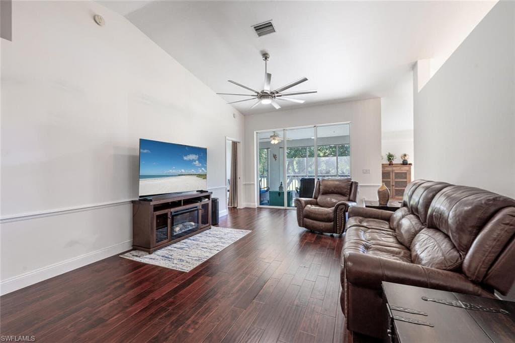 5908 Three Iron Dr 2204, Naples, FL 34110-7