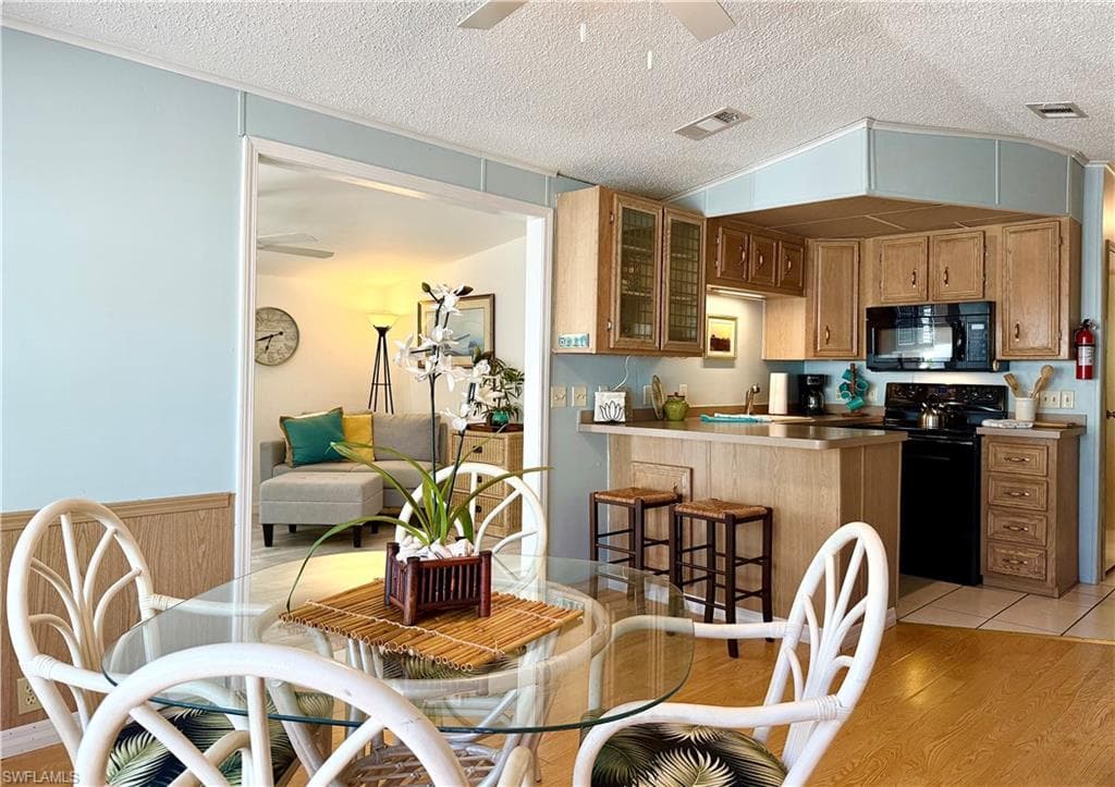 88 Vanda Sanctuary 88, Naples, FL 34114-13