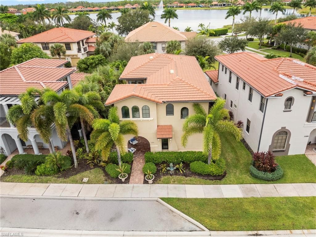1300 Kendari Ter, Naples, FL 34113-1