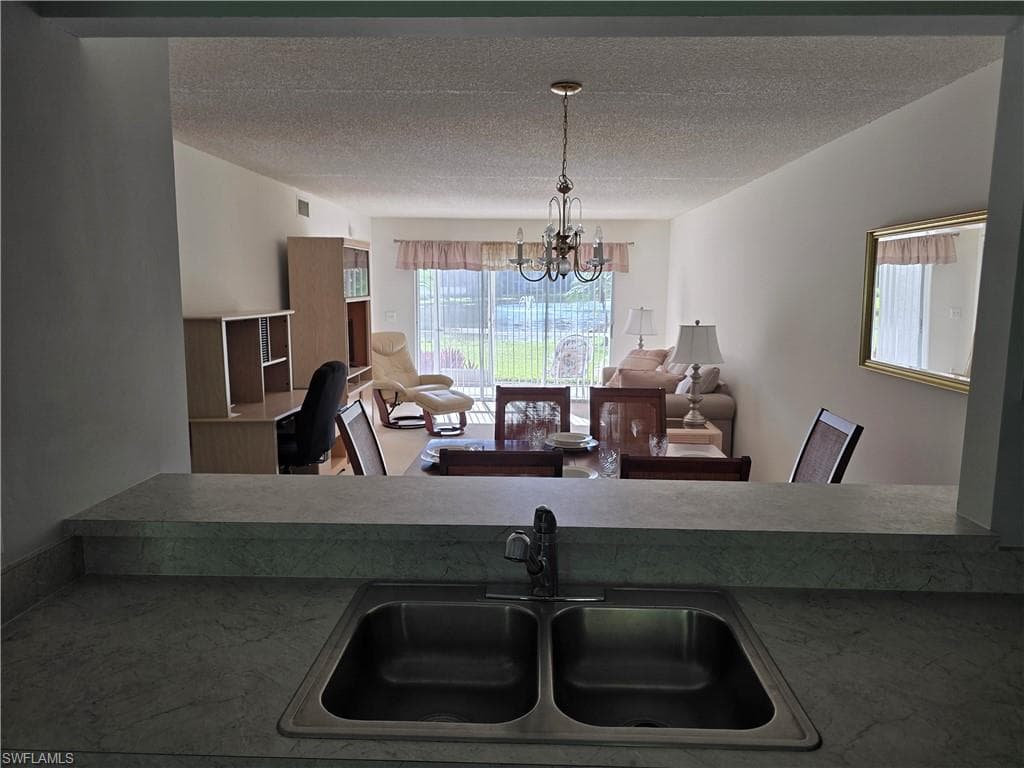 5622 Woodmere Lake Cir B102, Naples, FL 34112-4