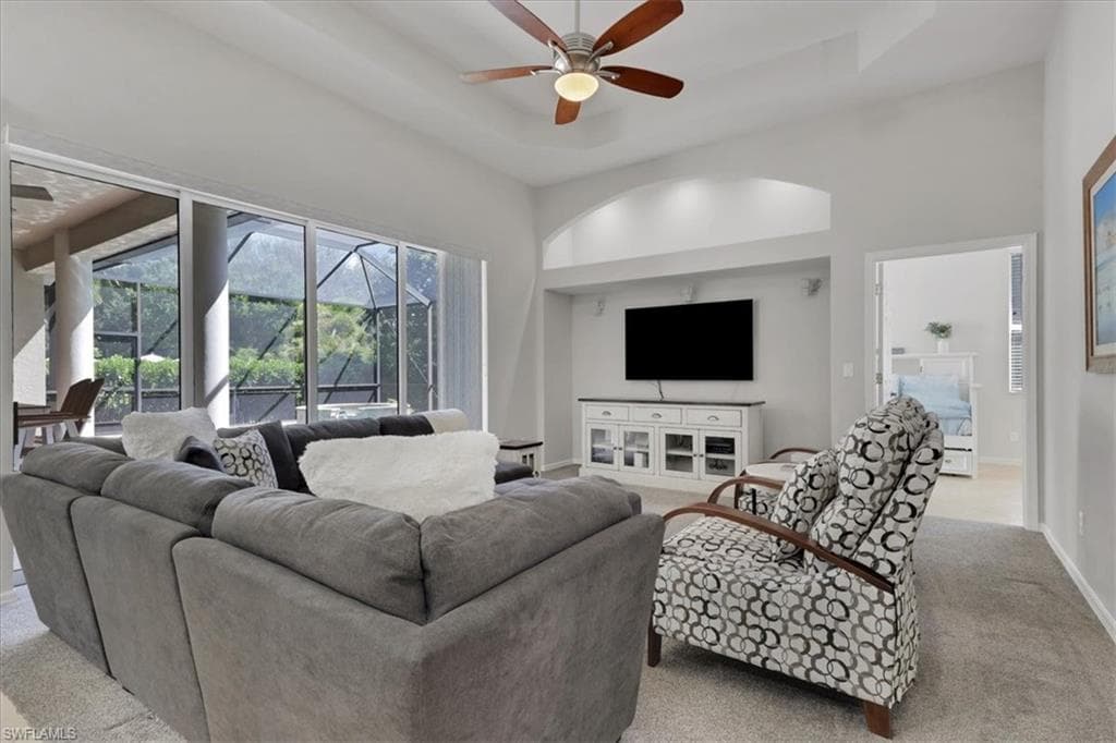 1140 10th Ave N, Naples, FL 34102-15