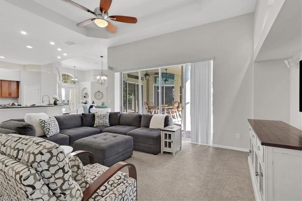 1140 10th Ave N, Naples, FL 34102-17