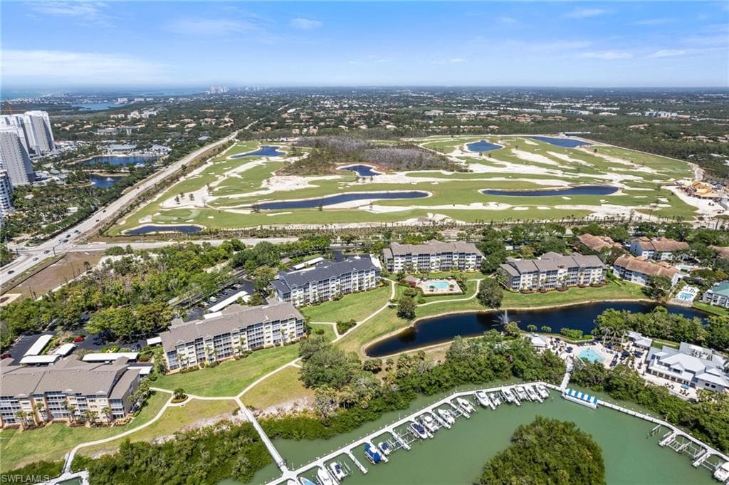 340 Horse Creek Dr 403, Naples, FL 34110-26